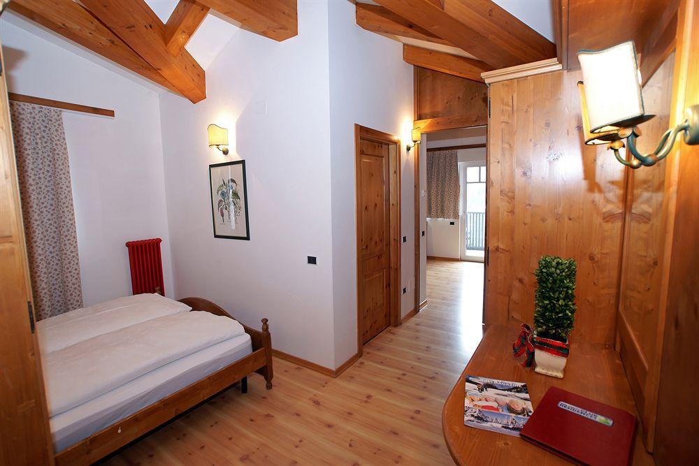 Sporting Aparthotel San Martino Di Castrozza Extérieur photo