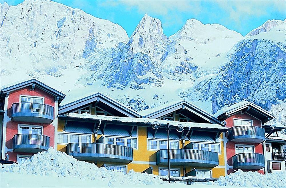 Sporting Aparthotel San Martino Di Castrozza Extérieur photo